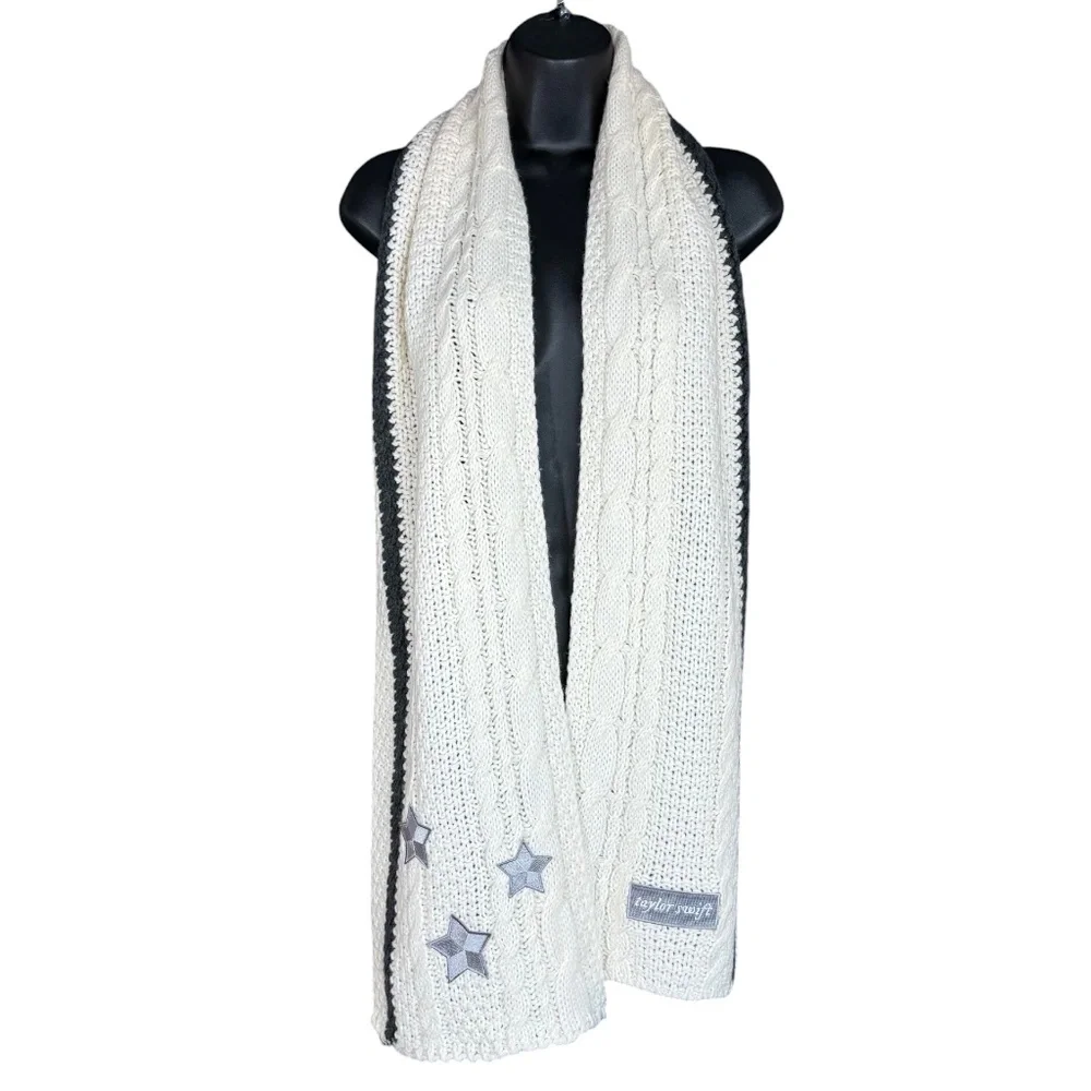Taylor Swift Folklore Album White Cable Knit Scarf - Picture 3 of 6